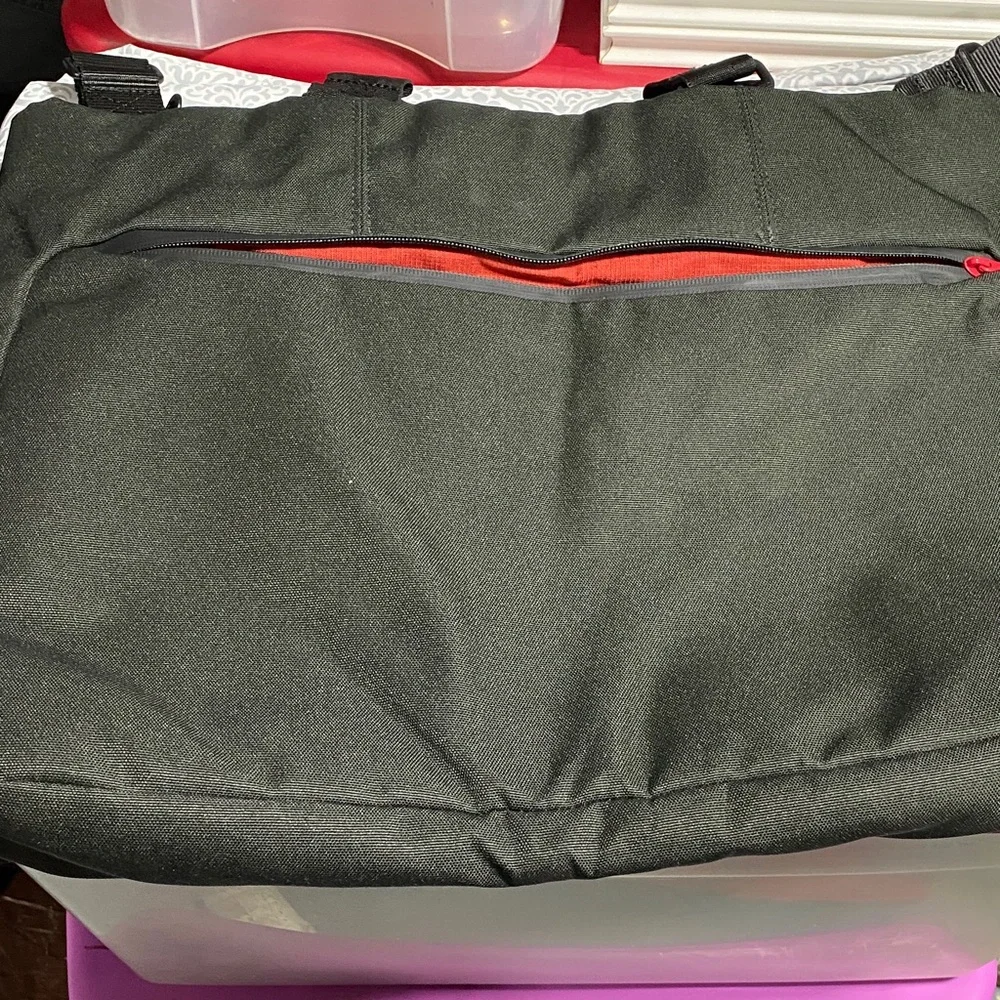 Black Crossbody/Messenger Bag for women